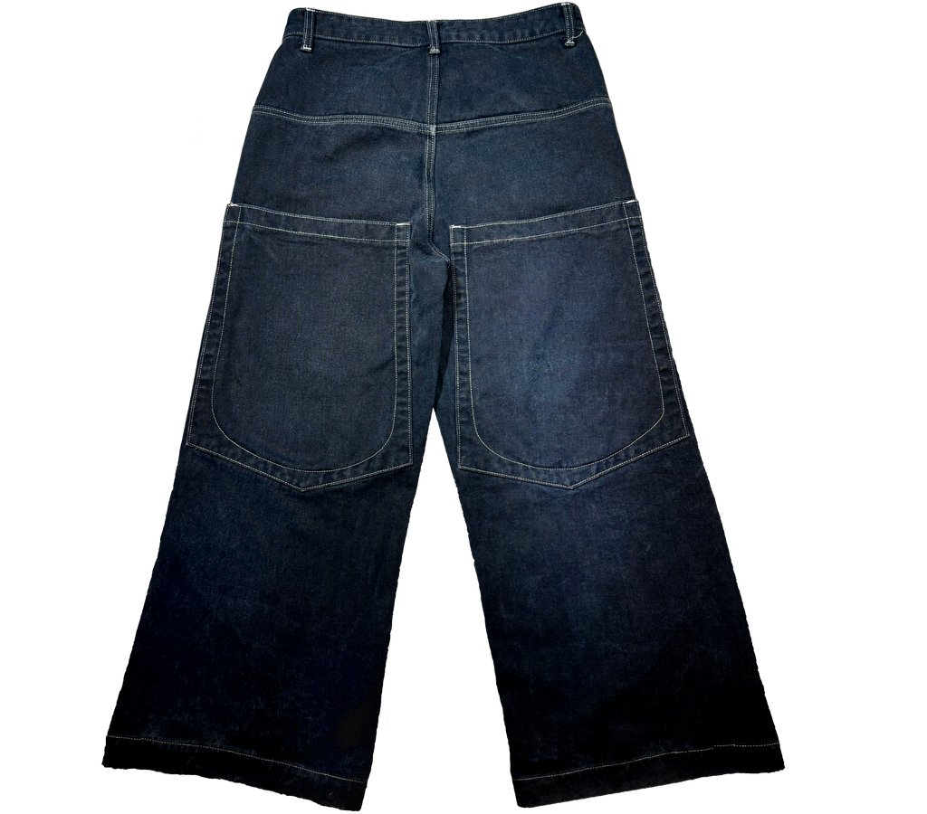 Black non embroidery jeans 32” opening